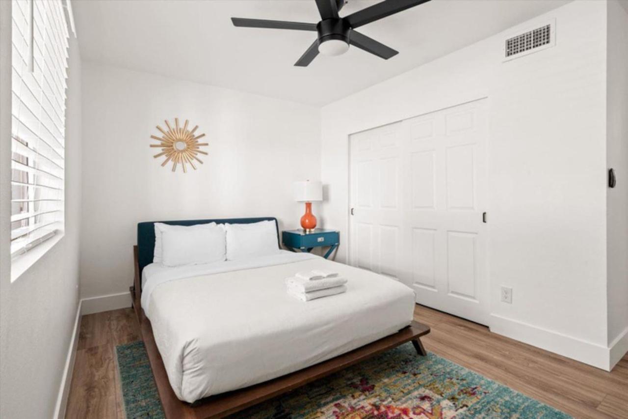 Sprawling With Heated Pool,pickleball,games Galore