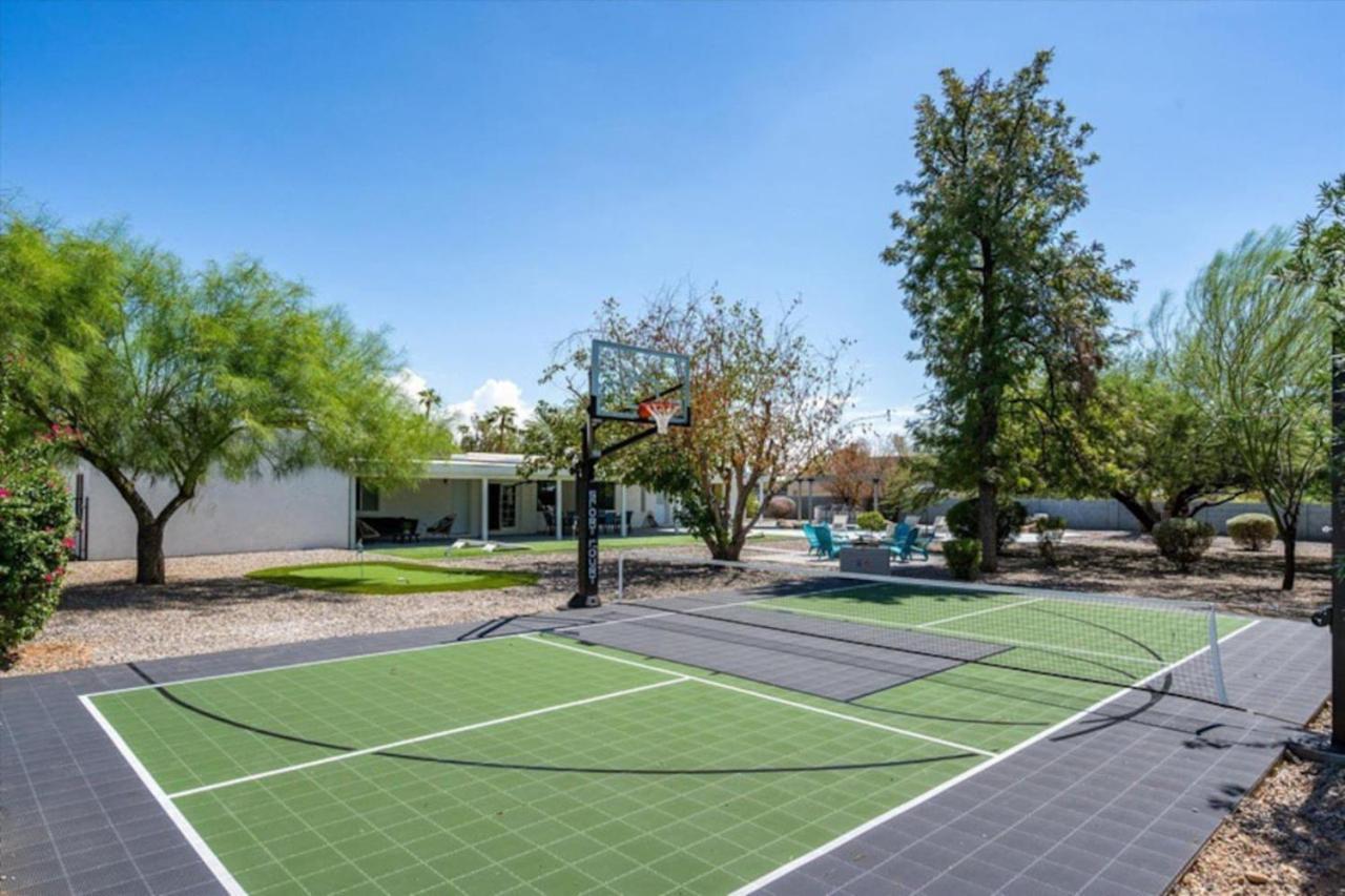 Rumah liburan Sprawling With Heated Pool,pickleball,games Galore Phoenix