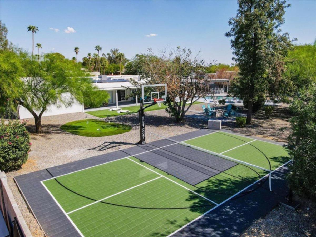Sprawling With Heated Pool,pickleball,games Galore Rumah liburan